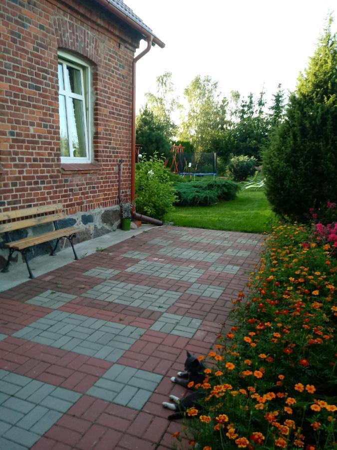 ビドミニ Sloneczna Weranda Bed & Breakfast エクステリア 写真